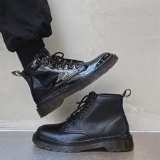 亮皮马丁靴男新款英伦风中帮工装靴潮靴子冬季中筒靴S27，男鞋高帮鞋，电商A102B