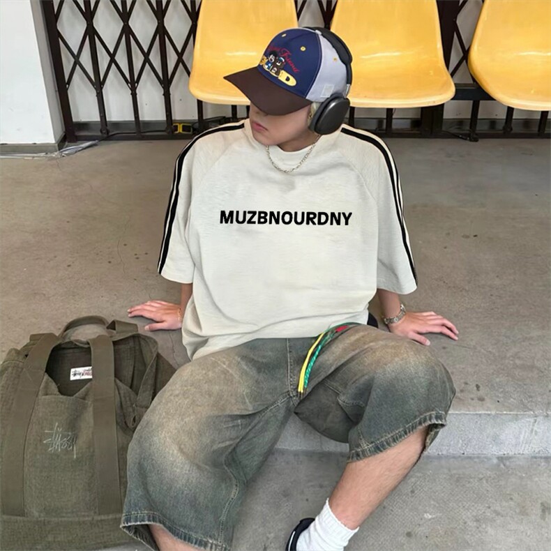 抖音得物高品质二开240克宽松纯棉美式潮牌三条杠织带短袖T恤，男装T恤，电商A486-1