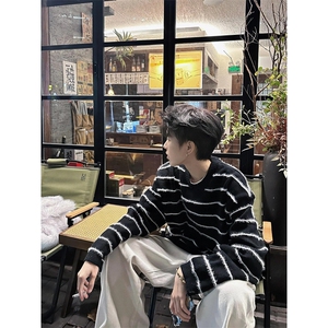 日系黑白条纹简约通勤针织衫男圆领宽松毛衣长袖上衣男MU18,韩国明星冬季服装搭配图片