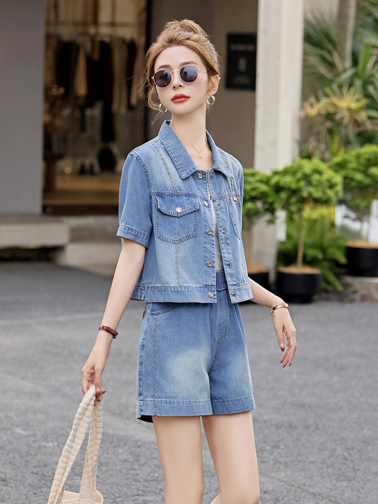 牛仔减龄套装女夏季2025新款短袖短裤小个子高级感显瘦两件套潮女,女装套装/套裙,意芙