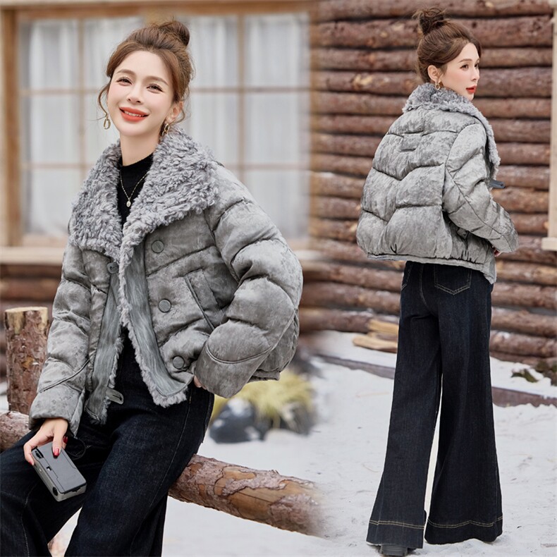 短款羽绒服女2024冬新款小个子今年流行漂亮灰色羊羔毛大翻领外套,女装羽绒服,瑶迪依秀