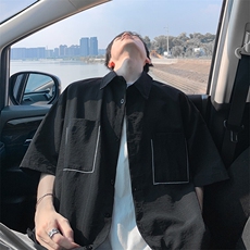 黑色