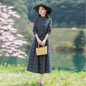 苏杭高端亚麻长袖连衣裙2025年春季新款妈妈打底减龄时尚收腰外穿图片