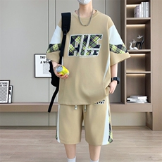 卡其色