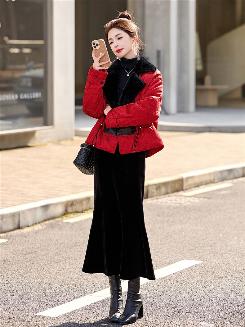 大货已出，2025新款冬装短款加厚羽绒服90%白鸭绒拼接皮毛一体,女装羽绒服,依万里