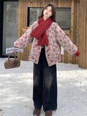 红色小众设计感围巾款羽绒服女冬季2026新款韩版加厚新年喜庆外套，女装羽绒服，艾米莉亚