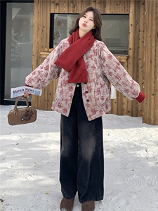 红色小众设计感围巾款羽绒服女冬季2026新款韩版加厚新年喜庆外套图片