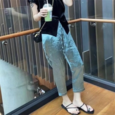 蓝色