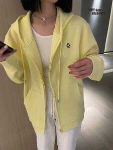 简约卫衣外套图片