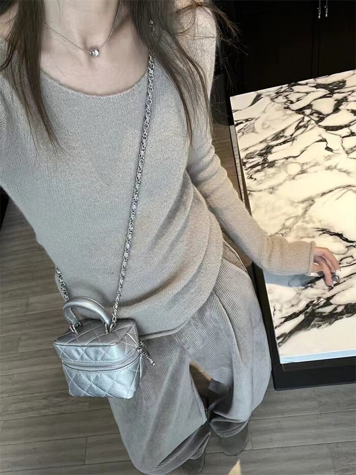 早秋新款针织衫圆领超显瘦套头打底上衣外穿,针织衫/毛衣,半城羊绒