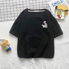 黑色