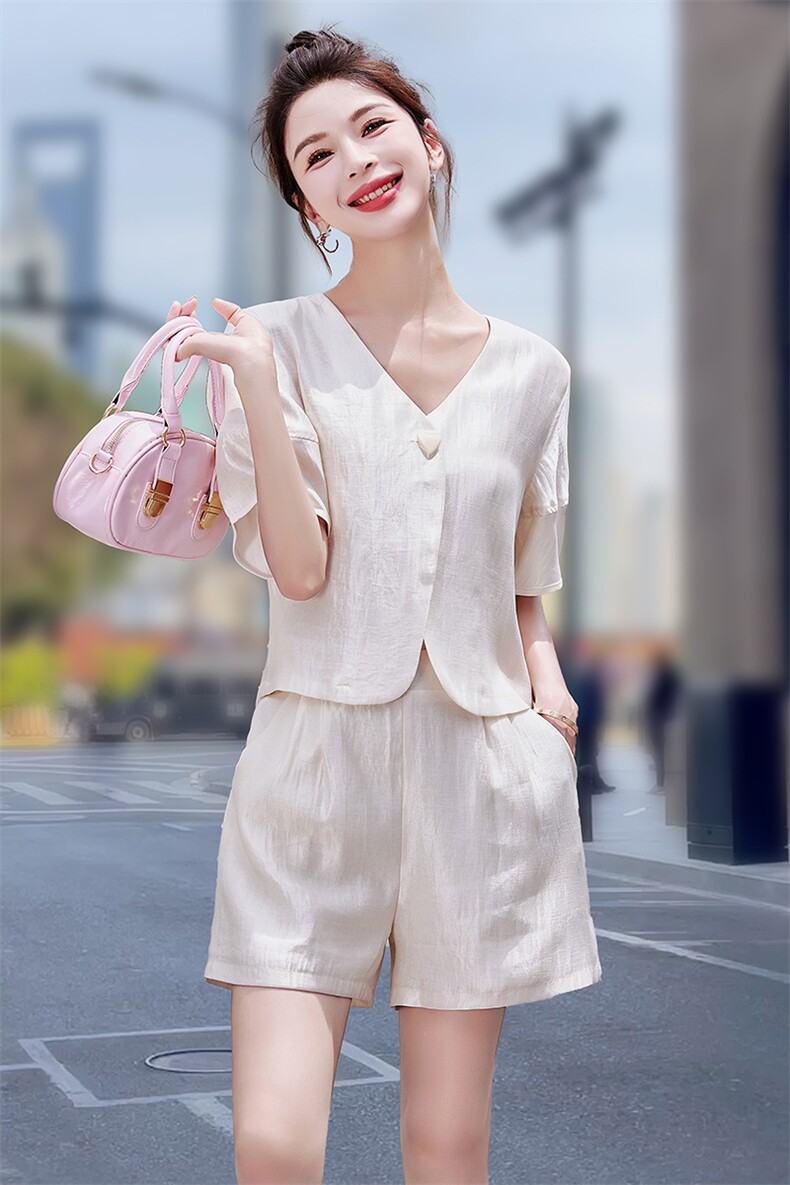 现货主推！夏日度假时装两件套女2025夏季新品气质显瘦提亮肤色女,女装套装/套裙,意芙