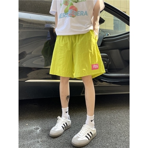 多巴胺湖蓝色短裤男生夏季薄款户外海边沙滩裤潮流宽松休闲五分裤图片