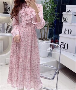 韩版碎花连衣裙，女装连衣裙，格瑞琪