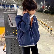 藏青色
