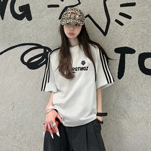 抖音得物高品质二开240克宽松纯棉美式潮牌三条杠织带短袖T恤图片