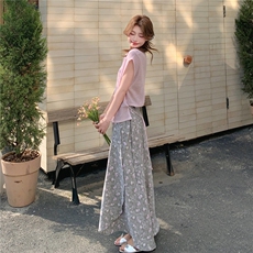 温柔风修身针织上衣两件套女夏季2025浪漫高腰A字碎花半身裙套装，女装套装/套裙，维壹