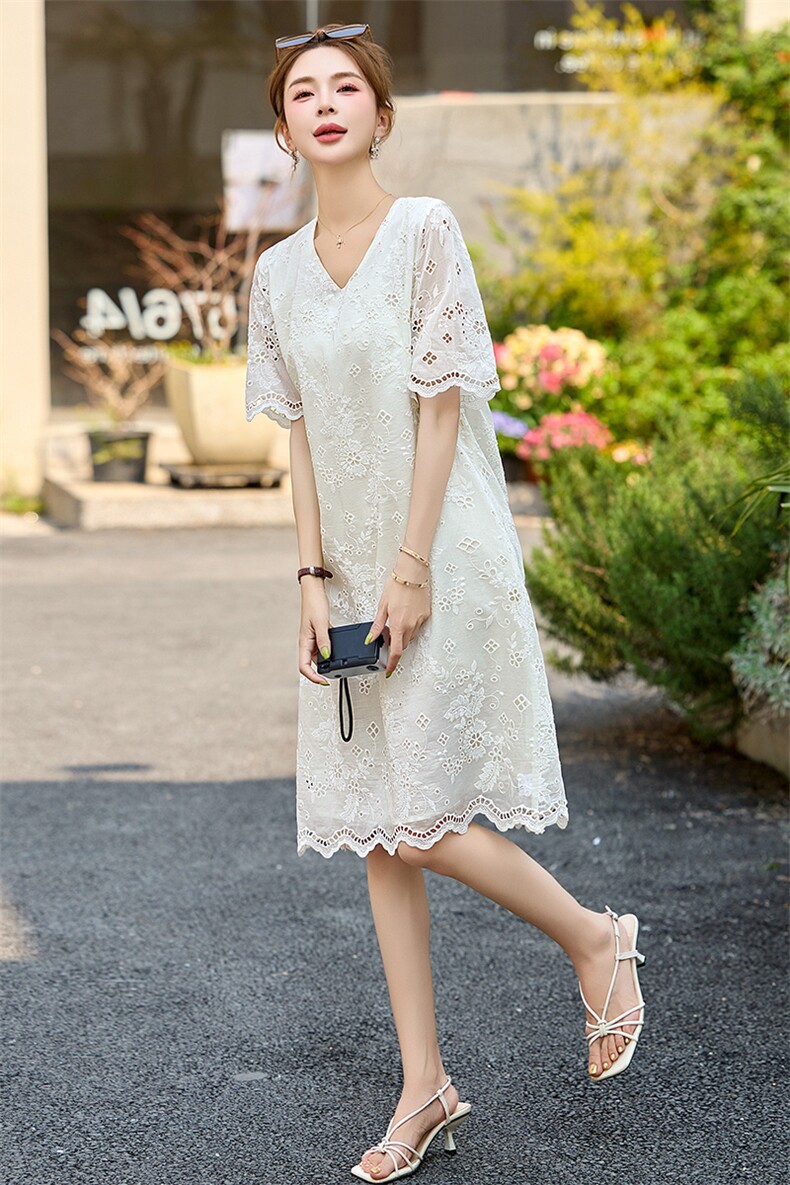 法式蕾丝连衣裙夏装大码女装2025新款高级感气质减龄显瘦妈妈裙子,女装连衣裙,罗得堡