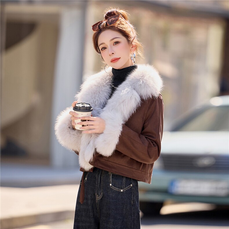 【bao款大货已出】2025年冬季新款仿麂皮绒狐狸毛羽绒服外套90绒,女装羽绒服,雅静靓衣