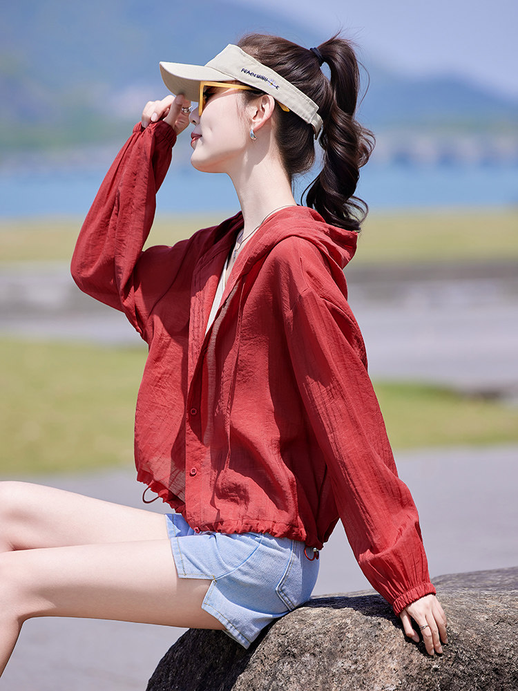 衣女新款薄款透气轻薄连帽开衫多巴胺外穿通勤外套女2026夏季外套,女装防晒衣,靓衣阁