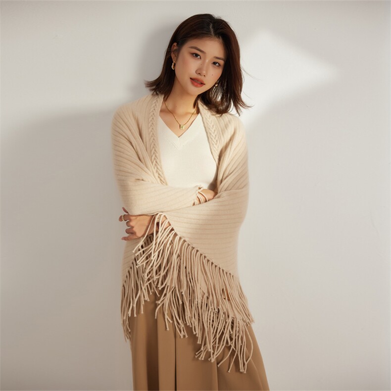 时尚百搭羊绒披肩秋冬必备保暖流苏围巾优雅气质女士配饰，披肩，英集羊绒