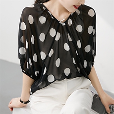法式气质系带V领泡泡袖复古法式衬衫上衣女夏，女装蕾丝衫/雪纺衫，美吧服饰