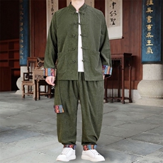 军绿色