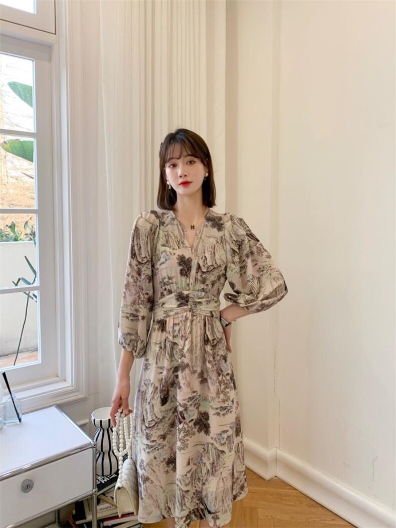 秋季新款时尚韩版修身淑女气质高雅印花连衣裙，女装连衣裙，荷塘月色