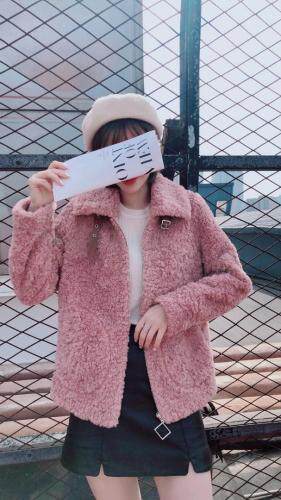 冬装新款上市，女装，万姿风情