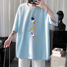 浅蓝色
