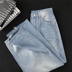 蓝色