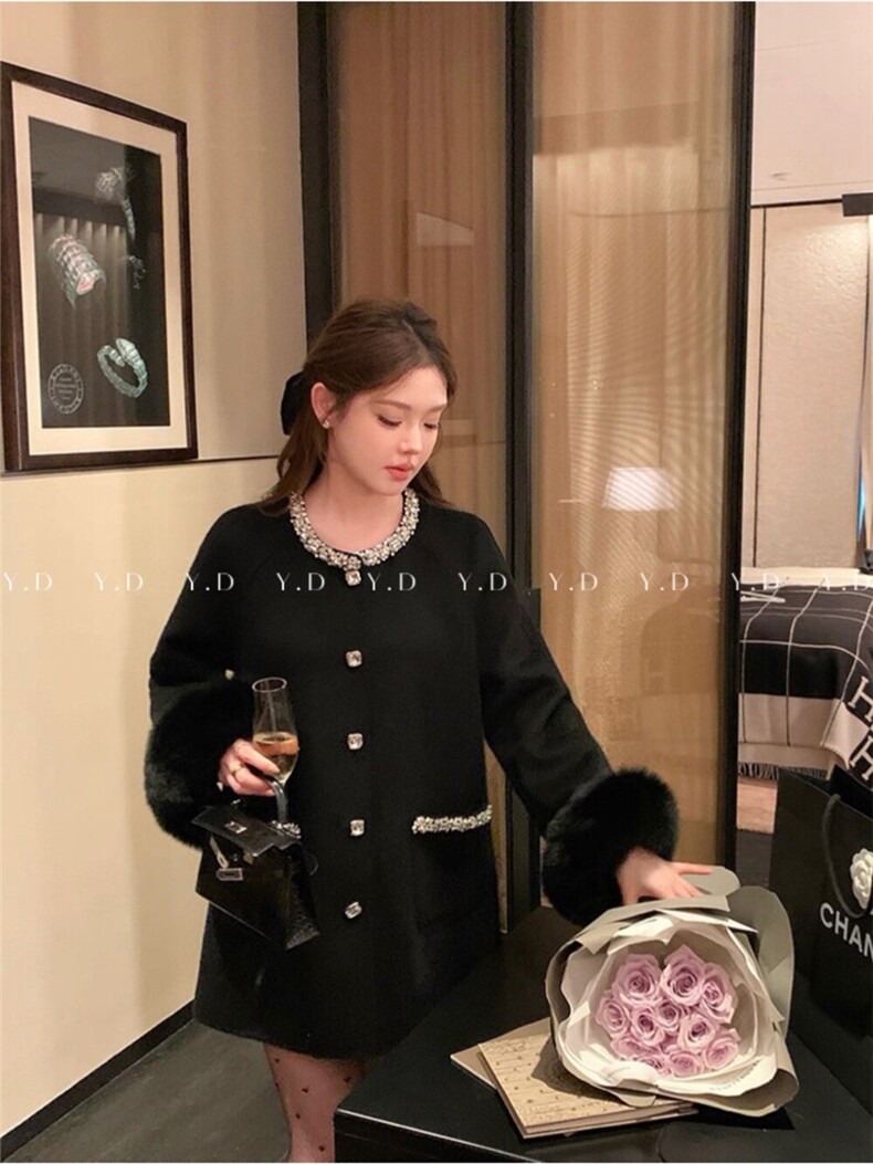 【依嘟】狐狸毛袖手工钻领女富家千金感小个子羊毛外套(配可拆卸,女装毛呢外套,依嘟服饰