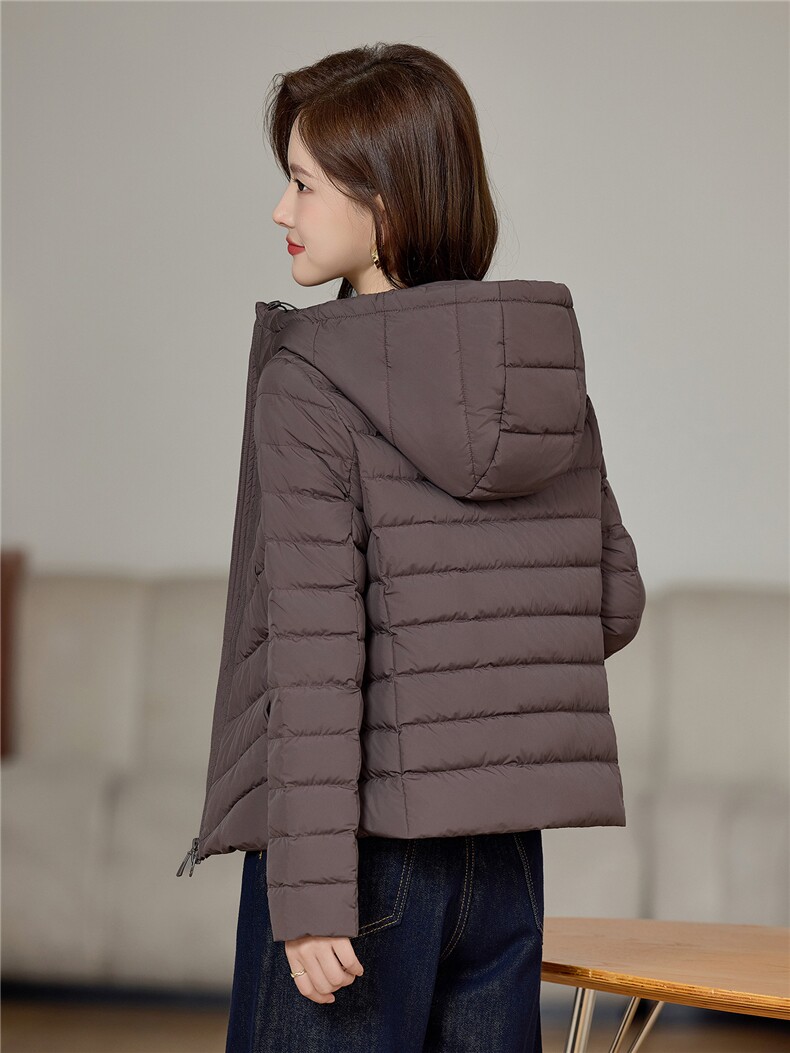 现货2025年冬季时尚休闲连帽保暖羽绒服,女装羽绒服,依恋蒂丝