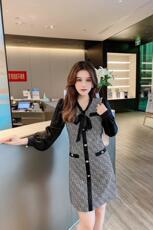 现货、连衣裙、四个码，女装连衣裙，艾丹迪蔓