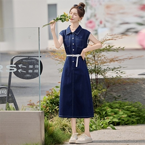 独特漂亮蕾丝拼接无袖牛仔连衣裙女2025夏季新款气质收腰显瘦裙子图片