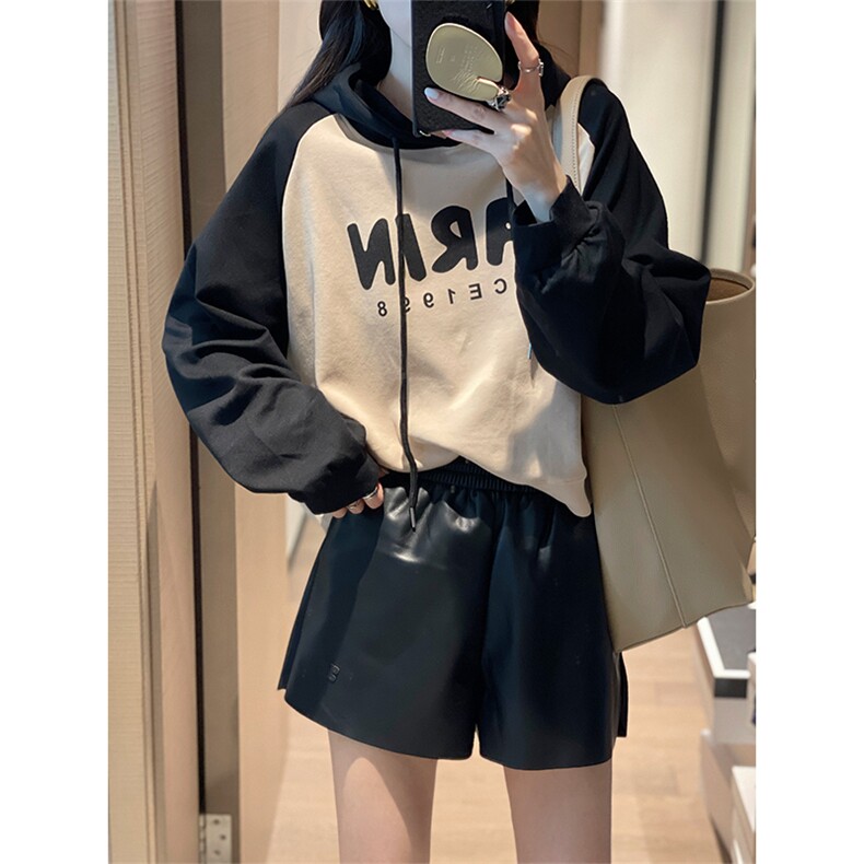 撞色字母涂鸦连帽卫衣女2022早秋新款韩版宽松慵懒风长袖短款上衣,女装卫衣/绒衫,辉之琳