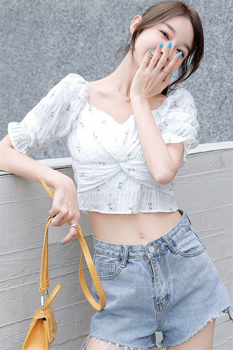 锁骨短袖衬衫女设计感小众夏季法式方领上衣女2021年新款,女装蕾丝衫/雪纺衫,寒都衣屋