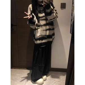 MM108-P68美式慵懒风条纹毛衣女秋冬季小众宽松oversize圆领针织图片