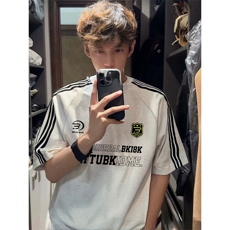 抖音得物品质二开240克宽松纯棉美式潮牌印花三条杠中性风短袖T恤，男装T恤，电商A486-1