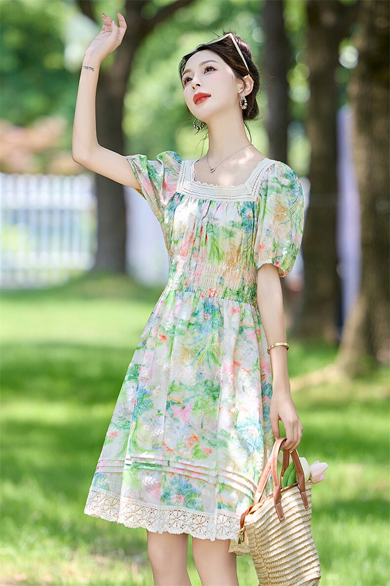 蕾丝边方领泡泡袖碎花连衣裙女夏季新款油画花色甜美长裙高腰裙子,女装连衣裙,星期衣