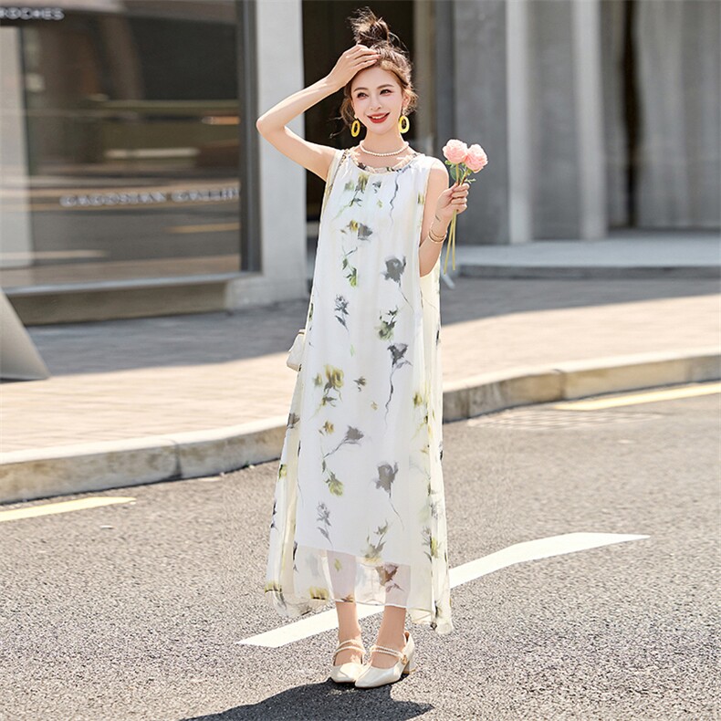 碎花连衣裙女中长款2025夏新款优雅褶皱圆领宽松背心裙子,女装连衣裙,秀美人生