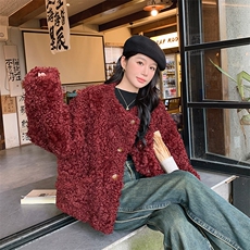 红小香风毛绒外套女2024冬新款宽松皮毛一体小个子保暖大衣，女装短外套，2C317A