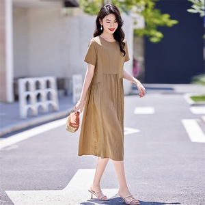 天丝棉文艺气质连衣裙女2025夏季新款梨形身材显瘦遮肚子休闲裙子图片
