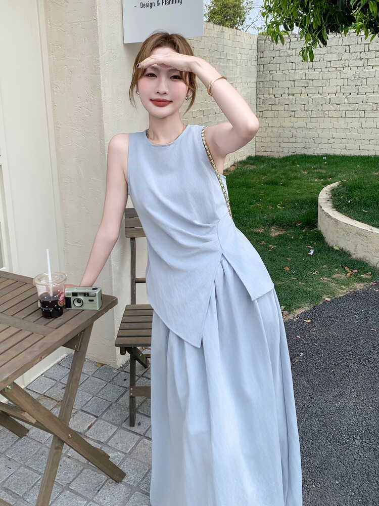 夏日绝美蓝色无袖上衣半身裙套装女夏季两件套高级感赫本风超火,女装套装/套裙,蝶眷