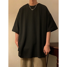 黑色