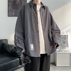 深灰色