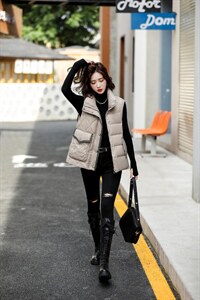 小香风羽绒马甲 90白鸭绒,女装马甲,衣佳佰分