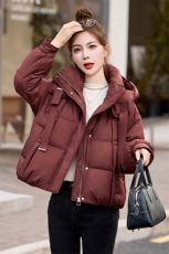 红时尚短款羽绒服女2025冬新款时尚百搭连帽保暖白鸭绒外套，女装羽绒服，拾衣