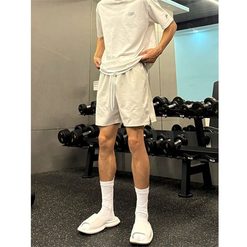 白色健身运动短裤男夏季速干抽绳松紧腰五分裤美式休闲过膝中裤子图片