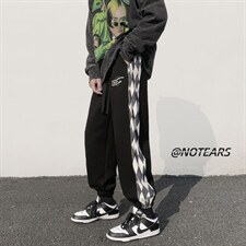 深灰色